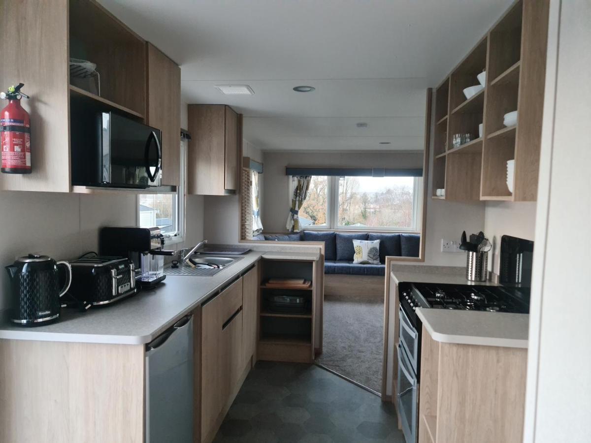 Escape City Caravan Lytchett Minster Exterior photo